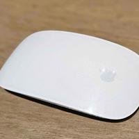MAGIC MOUSE APPLE