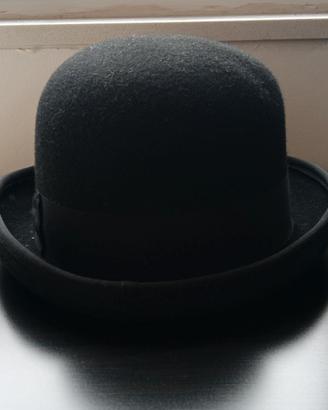 Elegante Cappello Bombetta Nero 100% Lana