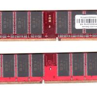 Due schede di memoria  PC3200 DDR 400 da 512 Mb