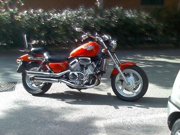 Honda VF 750 c