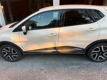 Renault captur 1,5 Dci R-link 90 cv