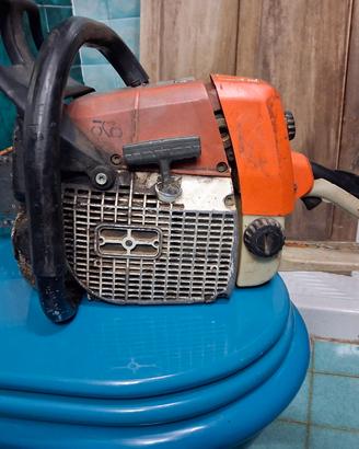 motosega  stihl ms 044