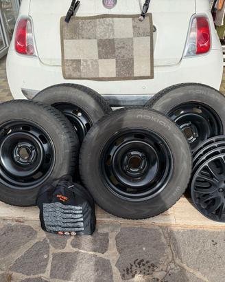 4 gomme invernali Nokian 195/65 R15 + cerchi