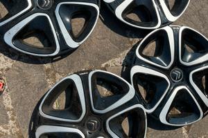 Borchie per cerchio 16 citroen