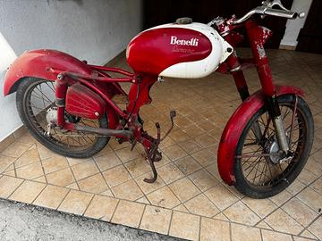 Benelli leoncino 125