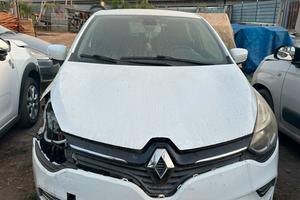 Renault Clio 1.5 Energy Intens SINISTRATA