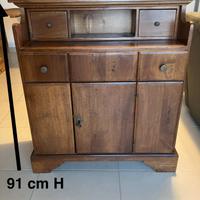 Mobiletto in legno