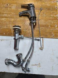 rubinetto bidet 