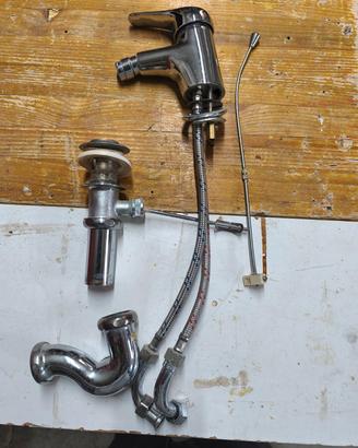 rubinetto bidet 