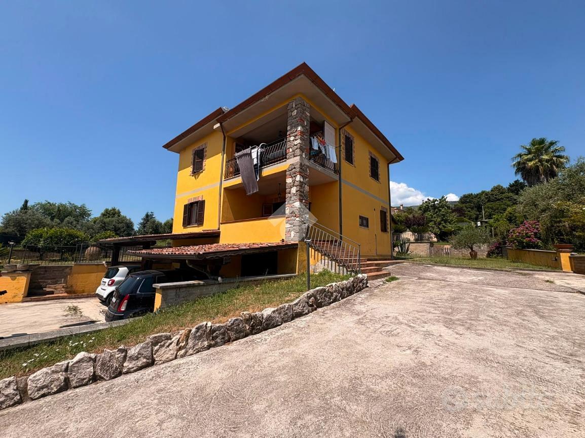 Casa – Lariano, Colle Angeloni - Vista 2