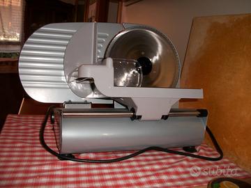 Affettatrice per uso casalingo