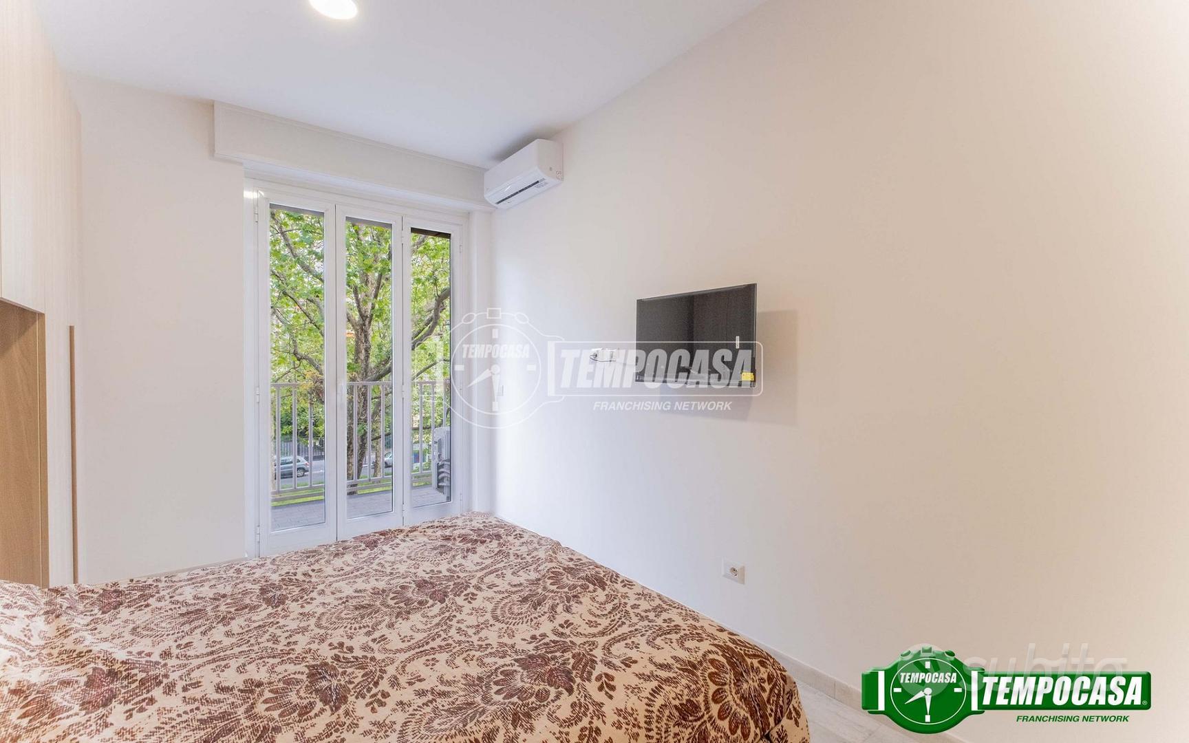 Apartment in Milano, Molinazzo, Municipio 7 - Altro