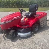 Trattorino tagliaerba HONDA HF 2625 HTE seminuovo