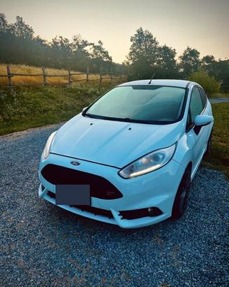 Ford Fiesta st 182