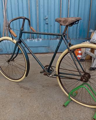 Splendida bicicletta anni 20 da corsa giroruota