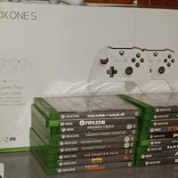 Xbox One S 1tb + 2 controller+ 18 giochi 