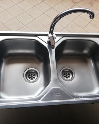 lavandino  per cucina marca franke con rubinetto 