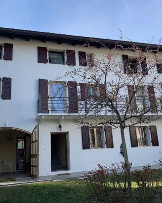 AMPIA CASA INDIPENDENTE BIFAMILIARE PLURICAMERE