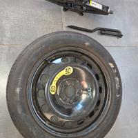 kit ruotino e cric 500 L