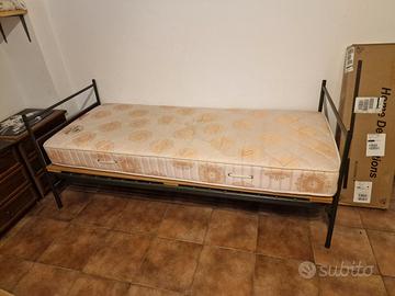 2 letti con materassi