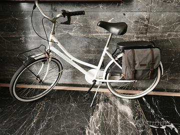 Bici da Città Vintage UsataPoco Perfetta Primavera