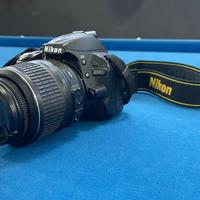 Nikon d3100 con obiettico 18-55mm e 35mm