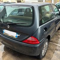 LANCIA Y per ricambi usati