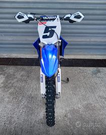 Cross yamaha