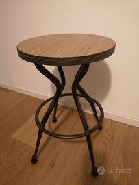 Sgabello vintage base tonda altezza 51 cm