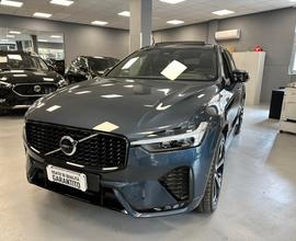 Volvo XC 60 XC60 B4 (d) automatico Plus Dark