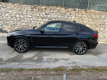 Bmw x 4 serie M