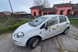 Fiat Punto 2016 Sinistrata 