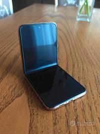 Motorola RAZR 60 Ultra 512GB