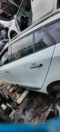 RENAULT MEGANE STATION WAGON 2012 - PORTA POSTERIO