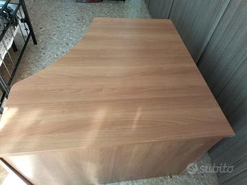 Scrivania per studio