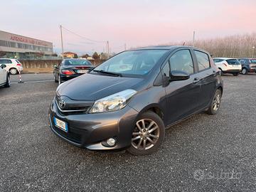 Toyota Yaris 1.0 5 porte Lounge