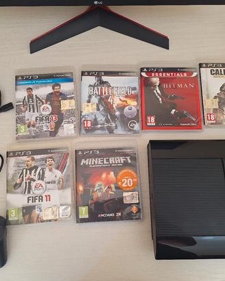 Playstation 3 Super slim - Pacchetto con 7 giochi