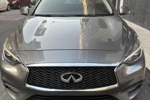 INFINITI Q30 - semi nuova