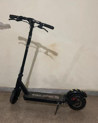 Monopattino elettrico King Song
