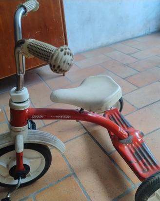 Triciclo vintage radio fly