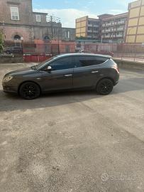 Lancia delta 1.6 120 cv diesel