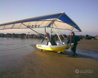 Deltaplano Anfibio