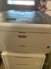 Stampante Oki C 532dn per ricambi o da riparare