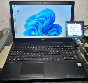 Pc portatile notebook Fujitsu Lifebook A556