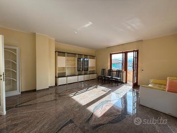 Appartamento indipendente con giardino e garage