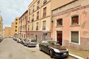 2 LOCALI A CAGLIARI