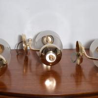 Coppia Appliques inglesi in ottone e vetro soffia