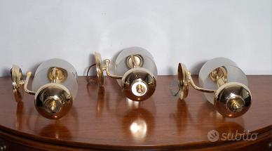 Coppia Appliques inglesi in ottone e vetro soffia