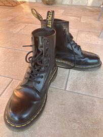 Dr martens outlet n 39