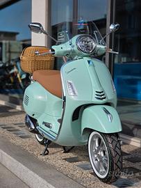 Vespa GTS 310 "Pic Nic" nuova